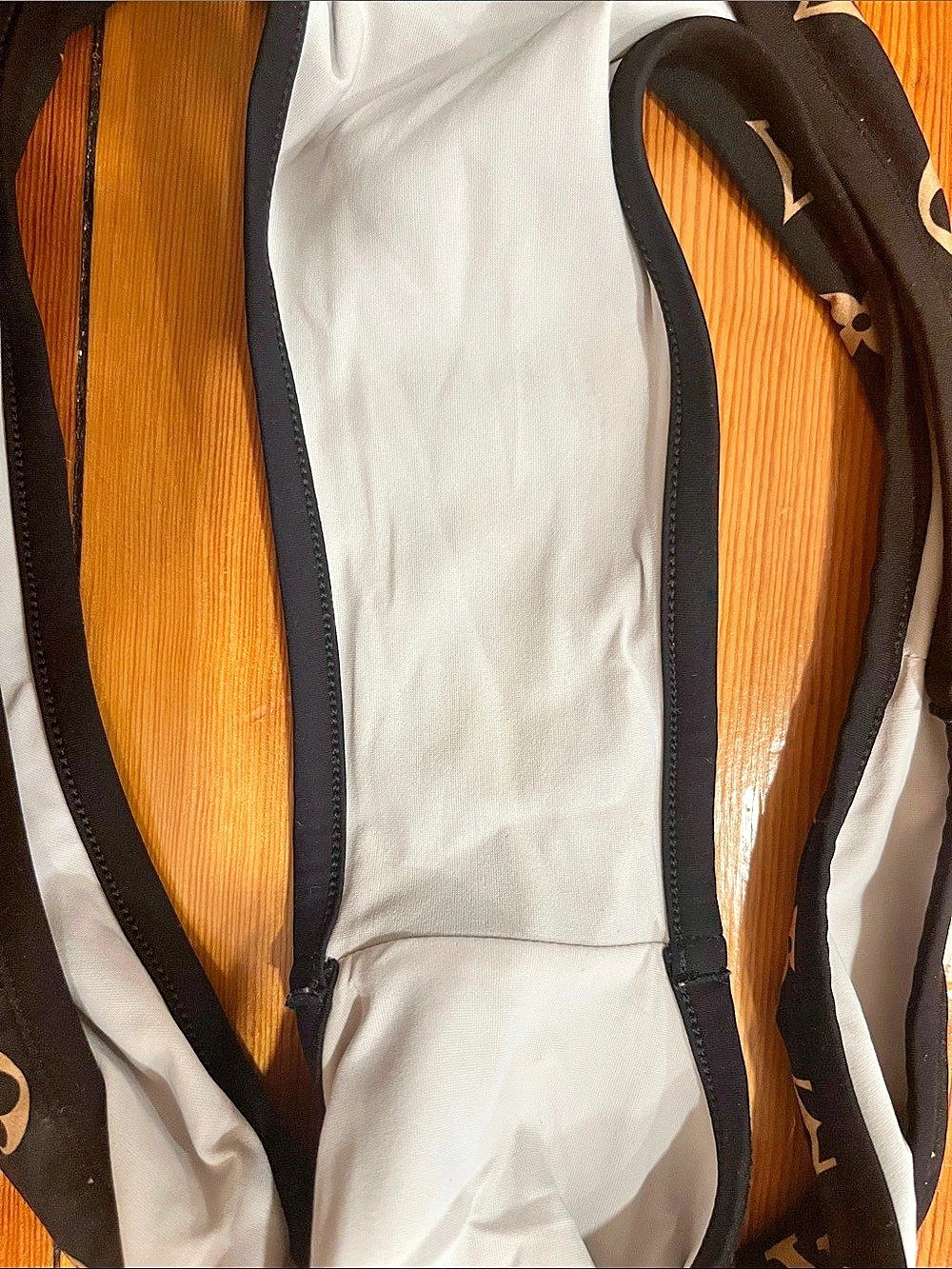 Louis Vuitton Monogram Bikini in Black & Gold Like New - Picture 4 of 7